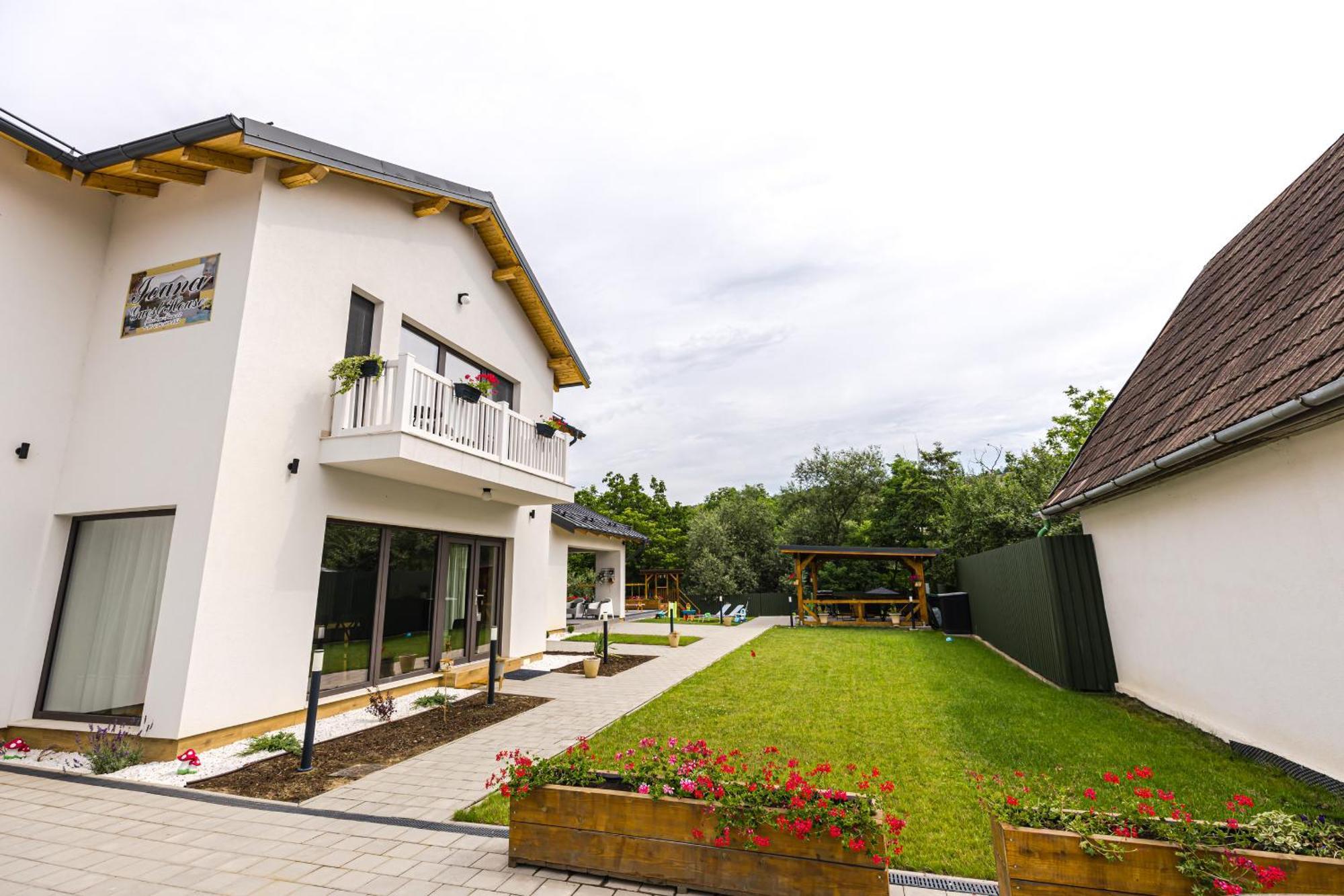 Ioanaguesthouse Turda Exterior photo
